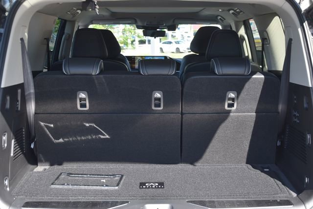 Used 2025 INFINITI QX80 Sensory AWD/4WD image 23