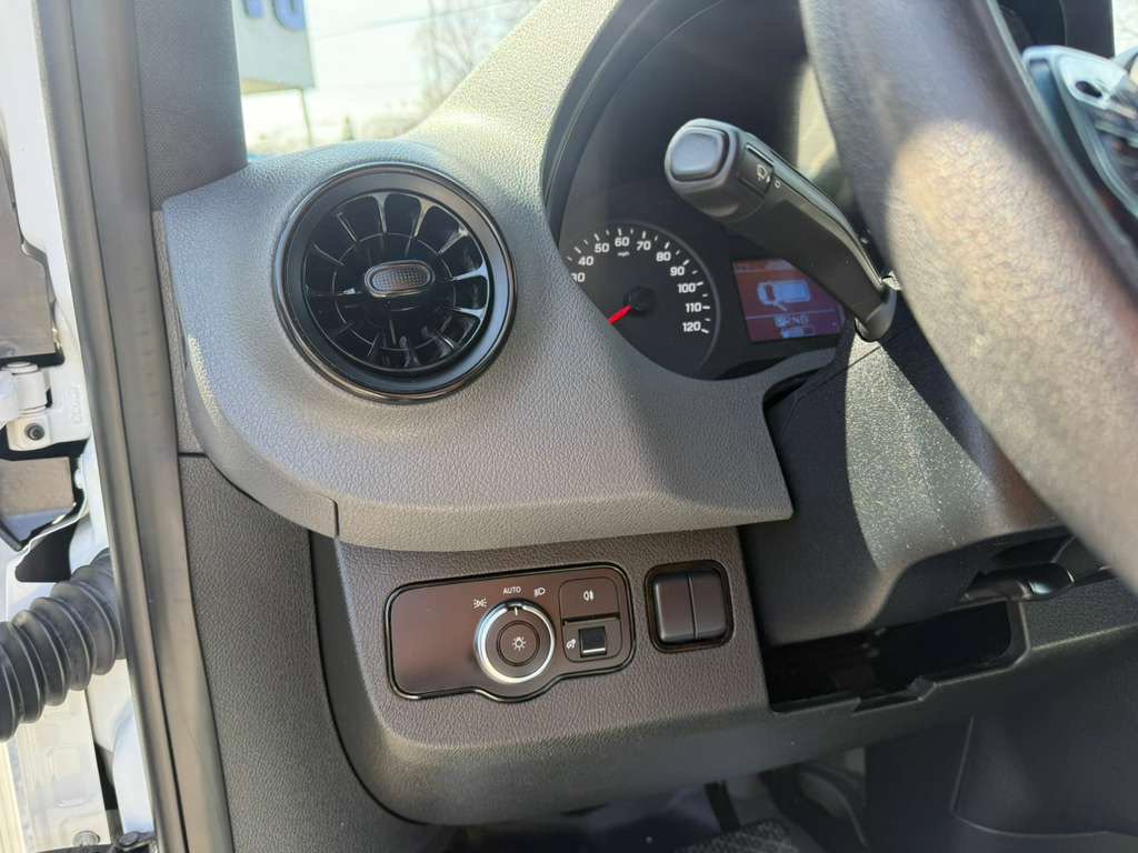 Used 2021 Mercedes-Benz Sprinter 2500 w/ Driver Convenience Package image 15
