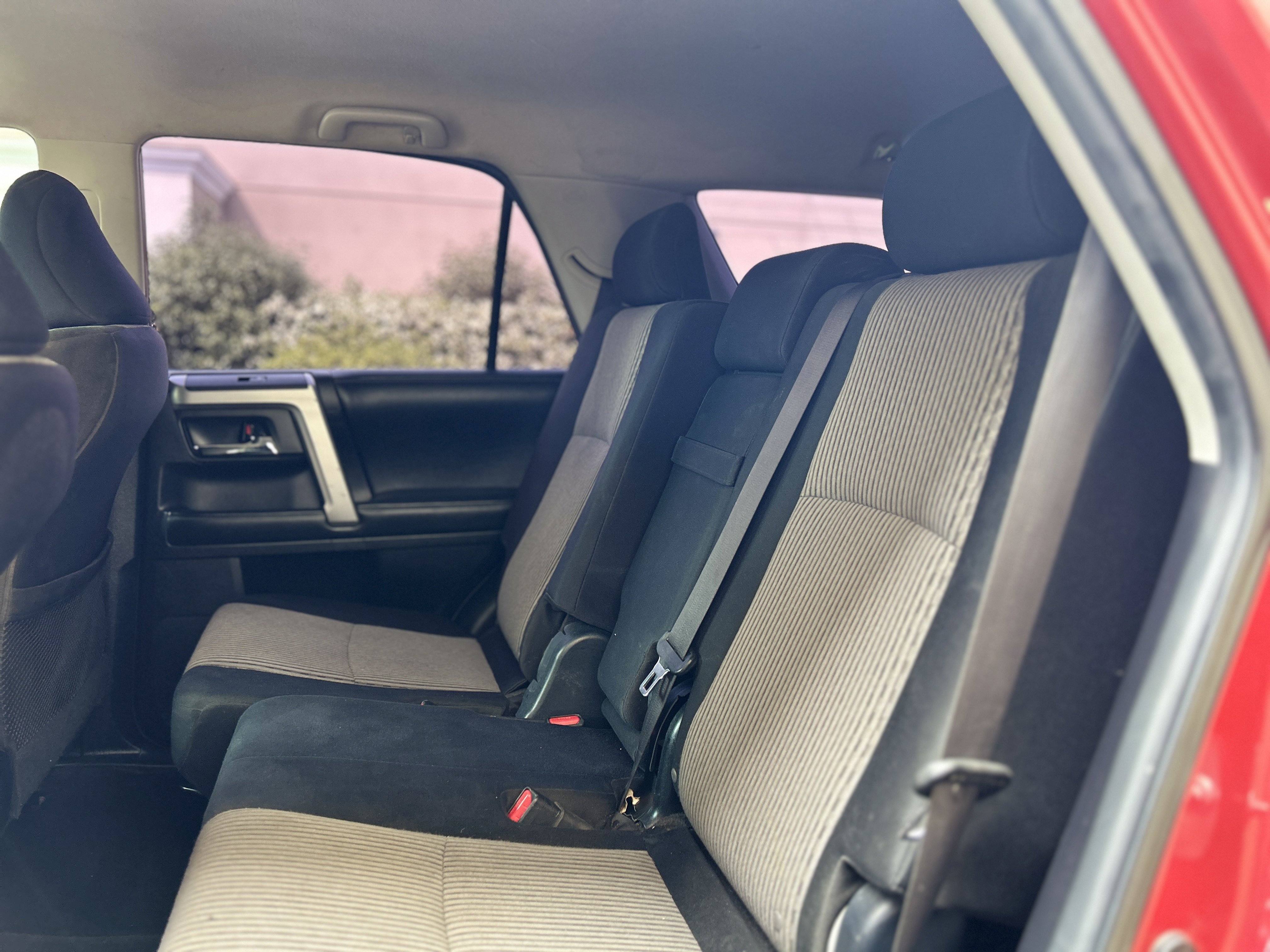 Used 2015 Toyota 4Runner SR5 image 18