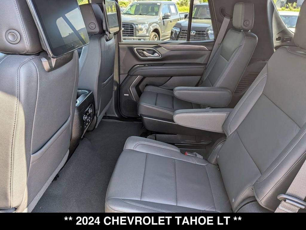 Used 2024 Chevrolet Tahoe LT w/ LT Signature Package AWD/4WD image 3