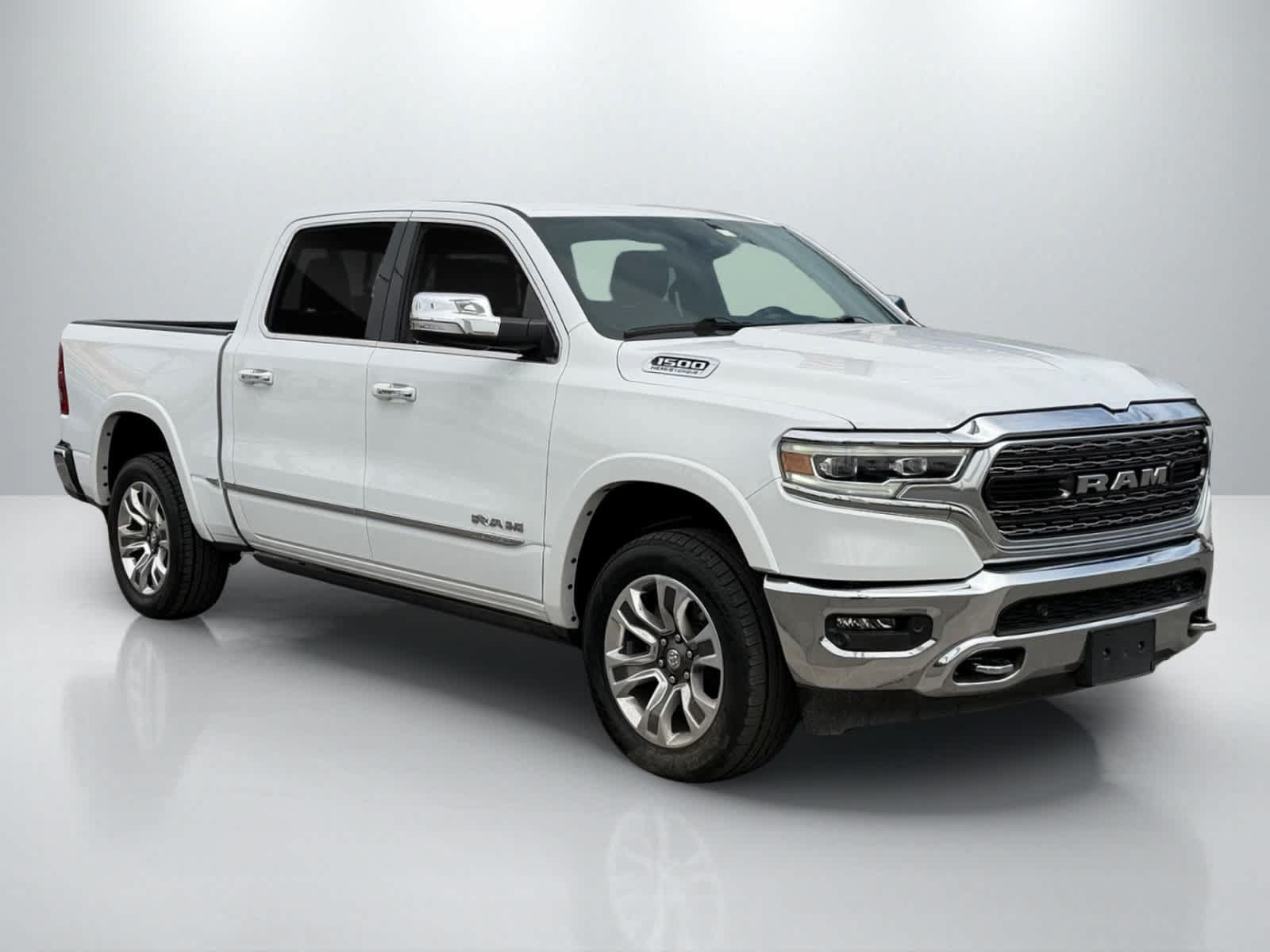 Used 2022 RAM 1500 Limited AWD/4WD image 10