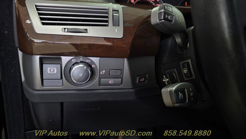 Used 2007 BMW 750Li RWD image 28