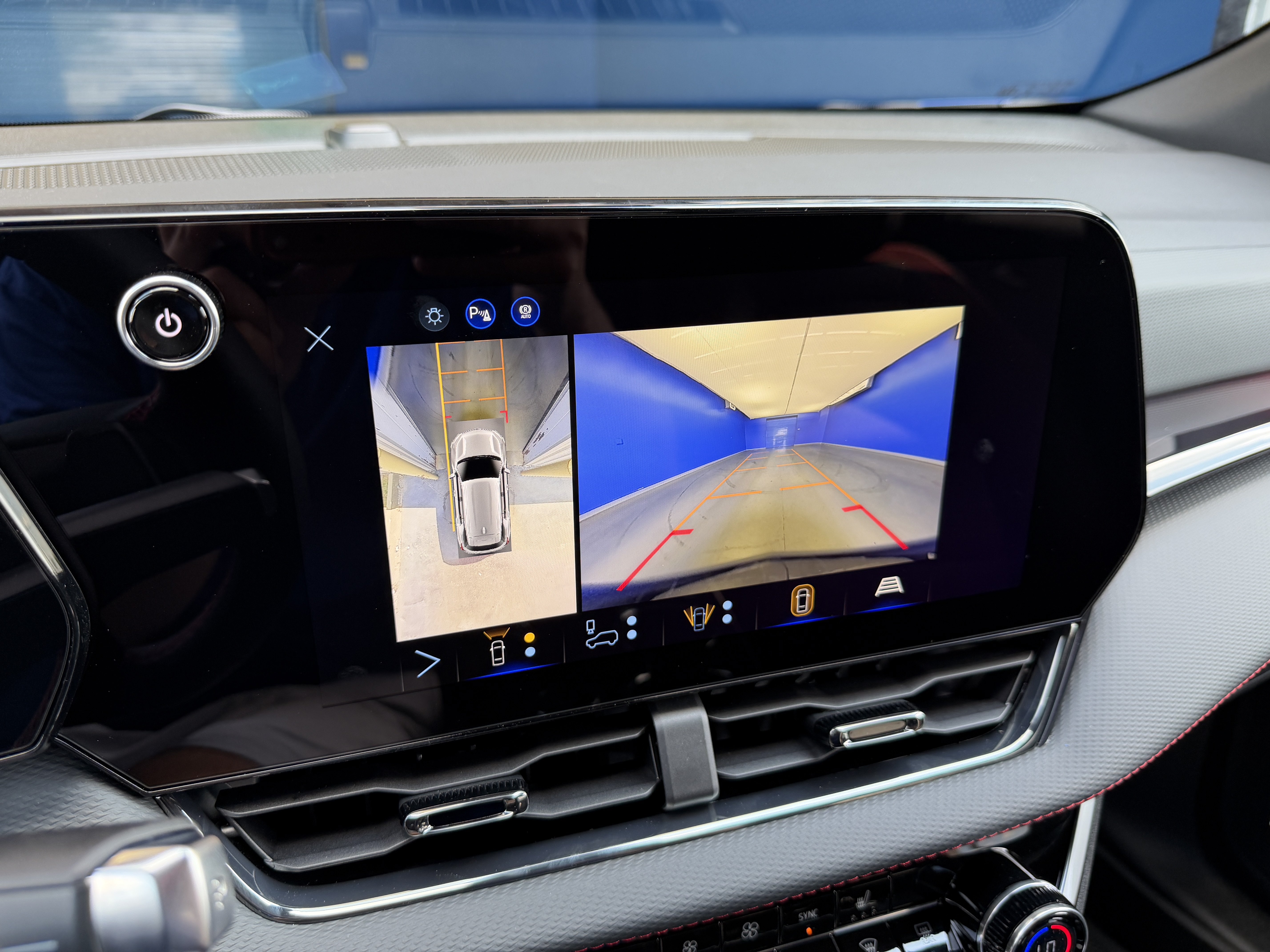 New 2027 Chevrolet Equinox RS w/ Safety and Technology Package FWD image 21