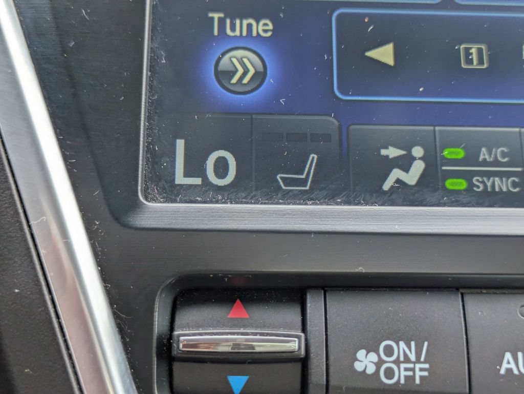 Used 2016 Acura MDX SH-AWD image 25