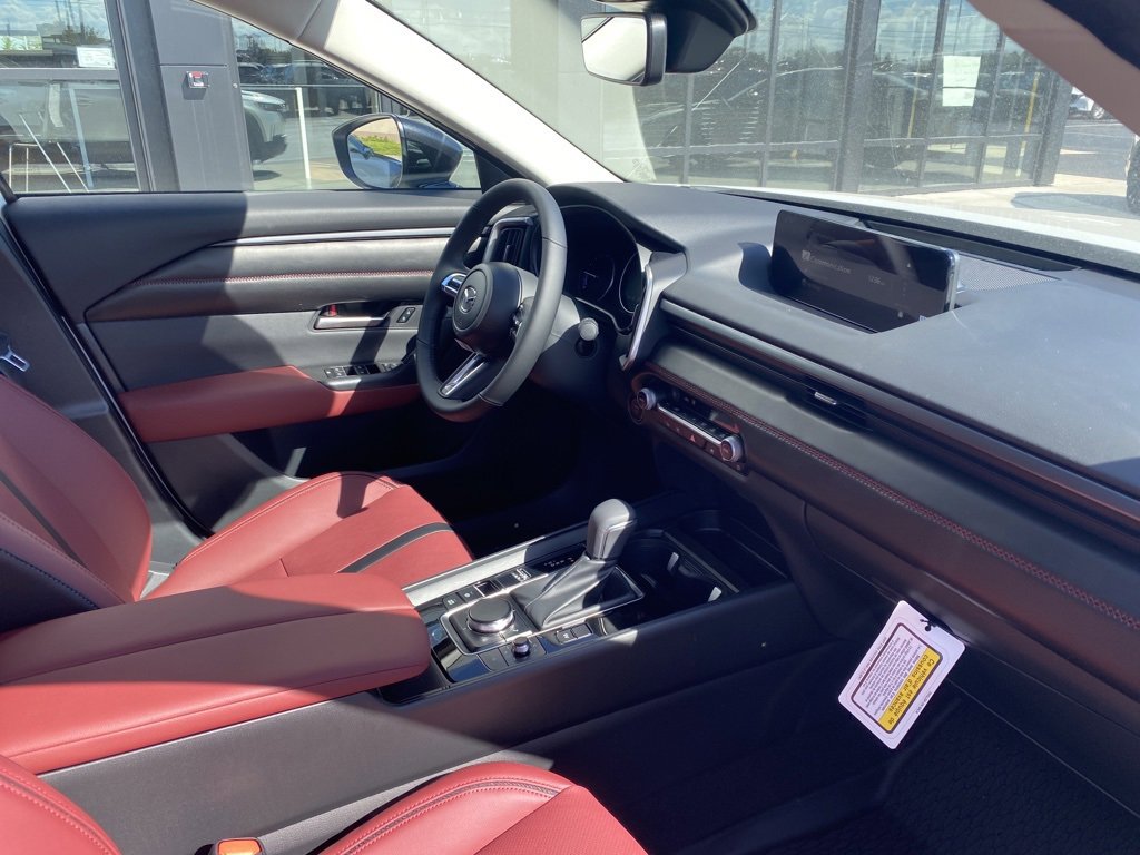 New 2026 MAZDA CX-50 AWD 2.5 Hybrid w/ Weather Package image 9