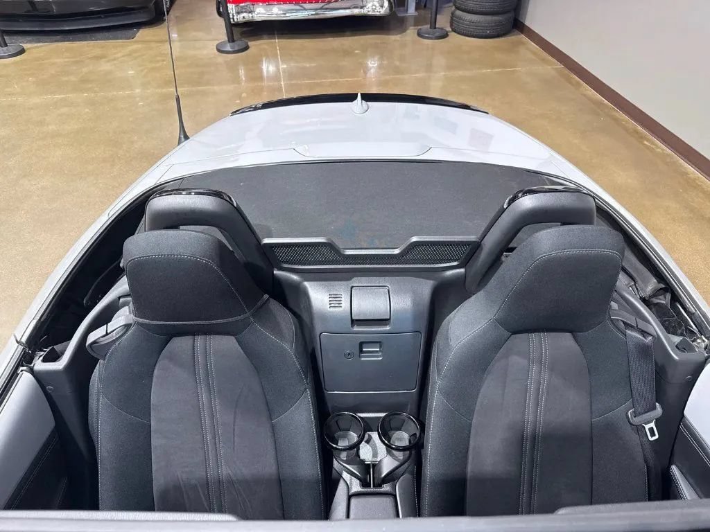 Used 2026 MAZDA MX-5 Miata Club w/ Interior Package RWD image 16
