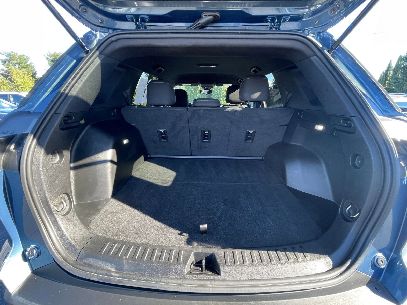 Used 2025 Chevrolet Equinox LT image 31