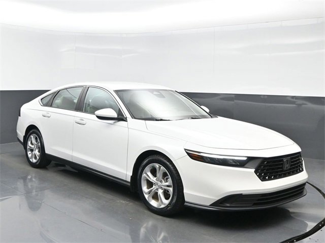 Certified 2023 Honda Accord LX image 8