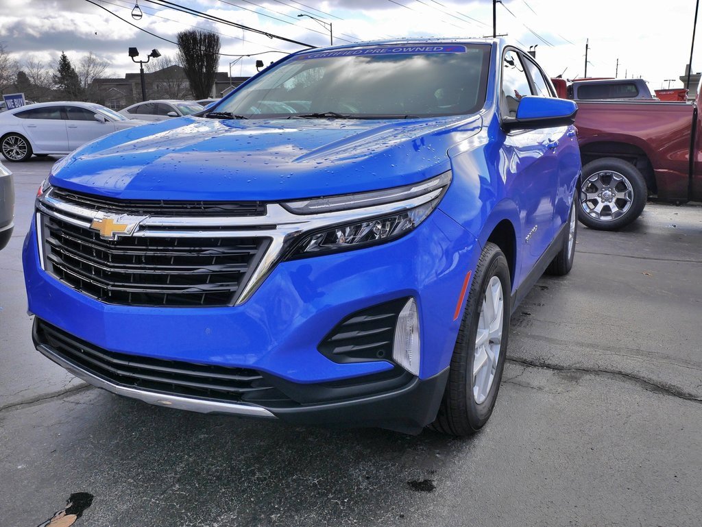 Used 2024 Chevrolet Equinox LT w/ LPO, Floor Liner Package image 3
