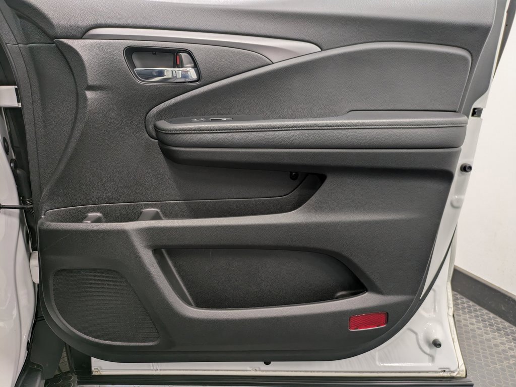 Certified 2022 Honda Pilot Special Edition image 27