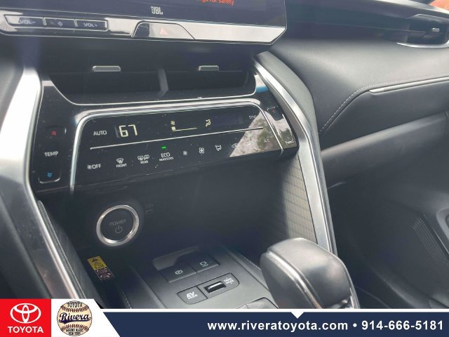 Used 2023 Toyota Venza Limited AWD/4WD image 30