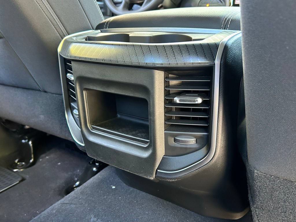 New 2026 RAM 2500 Big Horn AWD/4WD image 41