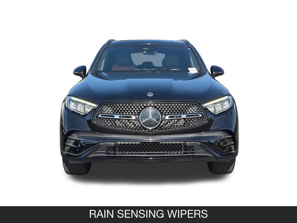 Used 2023 Mercedes-Benz GLC 300 image 4