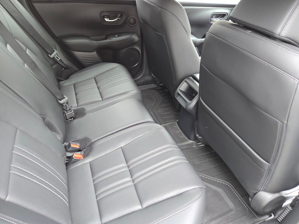 Certified 2024 Honda HR-V EX-L image 19