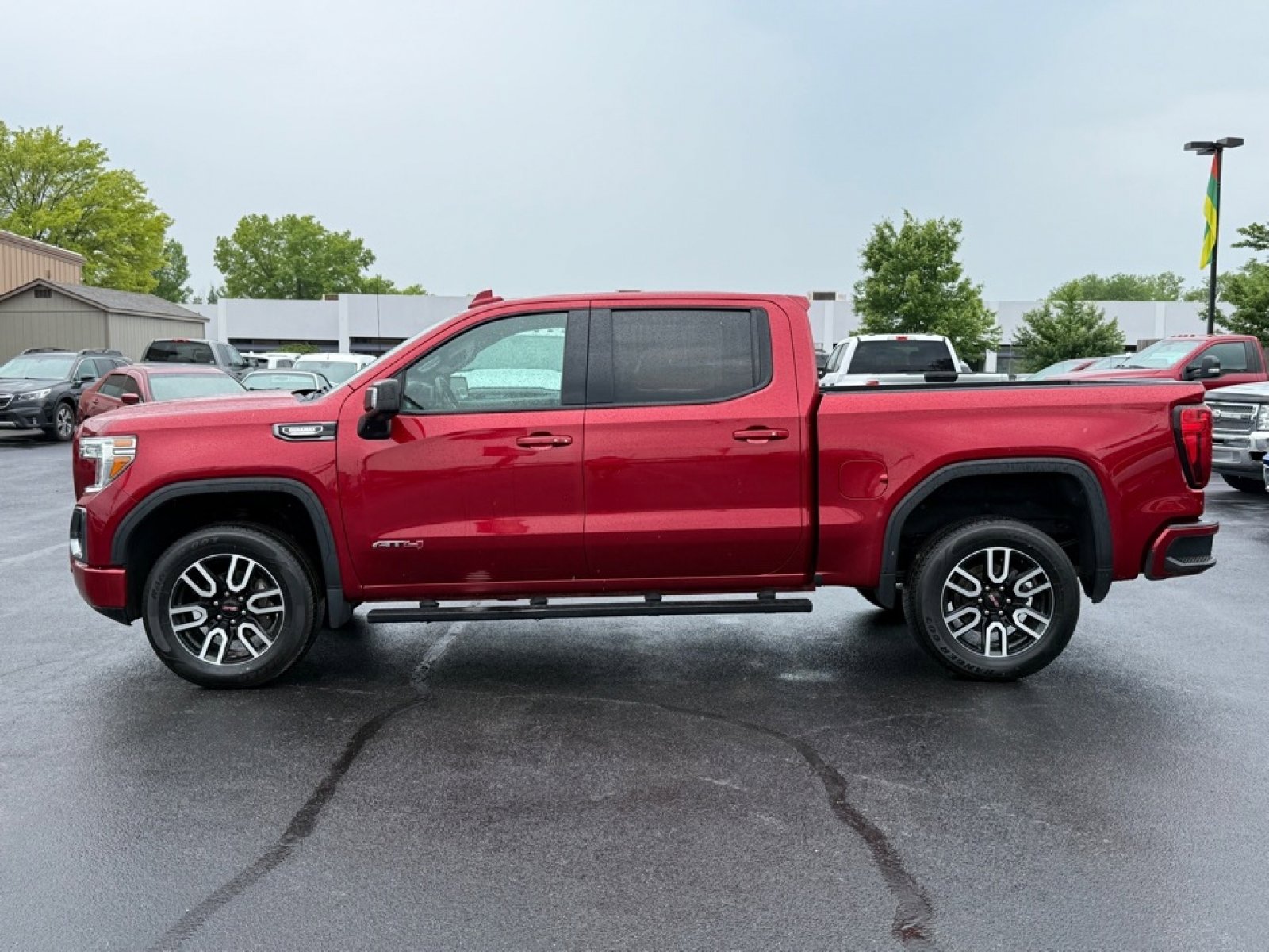 Used 2021 GMC Sierra 1500 AT4 w/ AT4 Preferred Package image 5