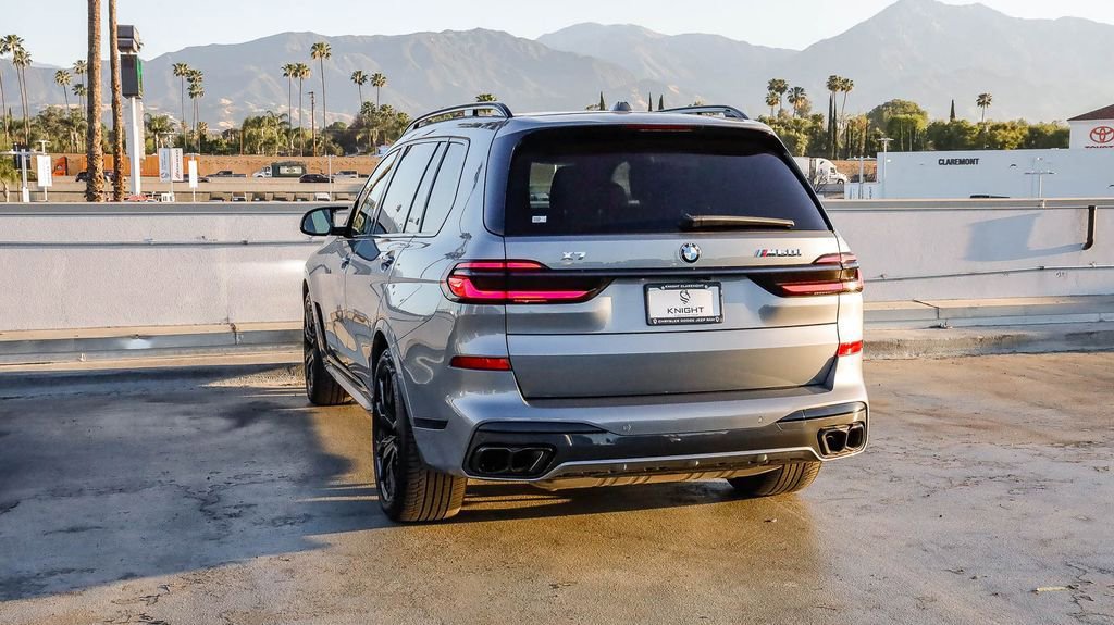 Used 2026 BMW X7 M60i AWD/4WD image 7