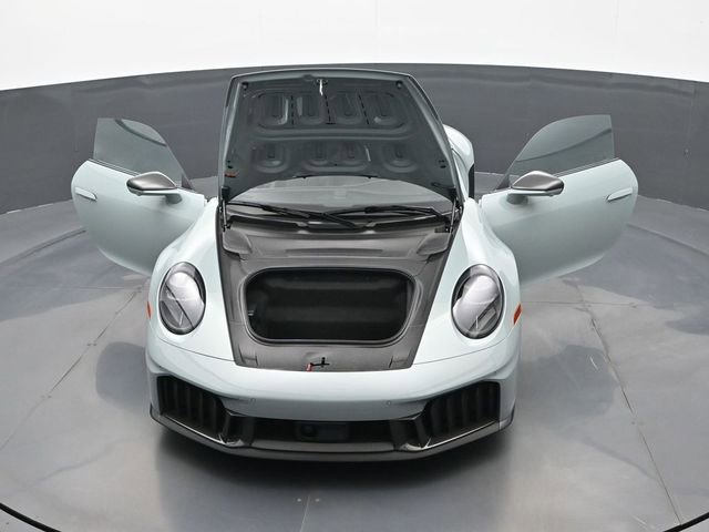Certified 2025 Porsche 911 Carrera GTS RWD image 28