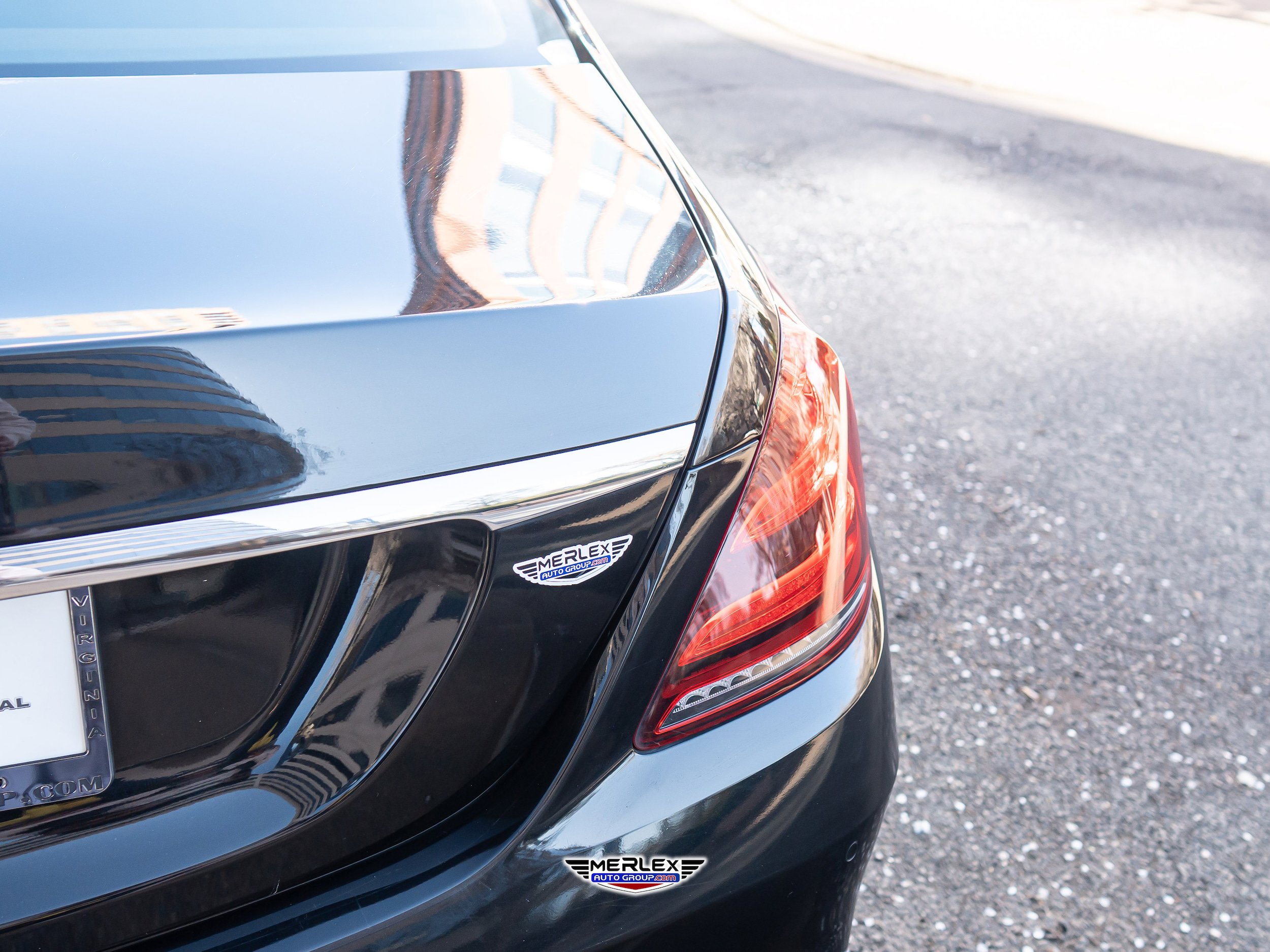 Used 2019 Mercedes-Benz S 560 Sedan w/ Premium Package image 52