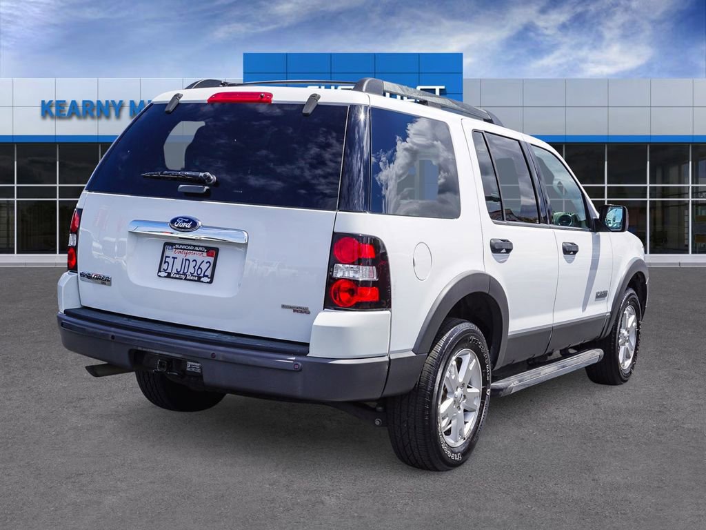 Used 2006 Ford Explorer XLT RWD image 6