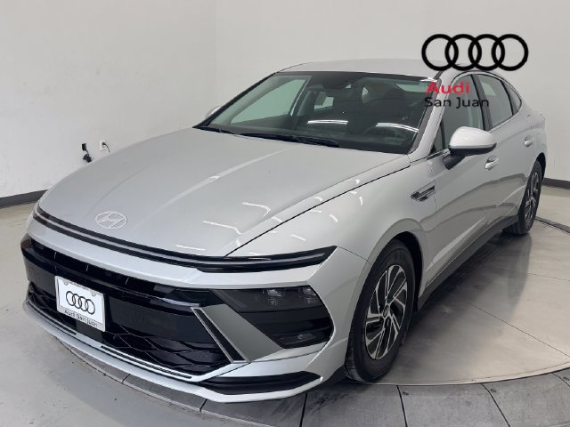 Used 2026 Hyundai Sonata Blue FWD image 3