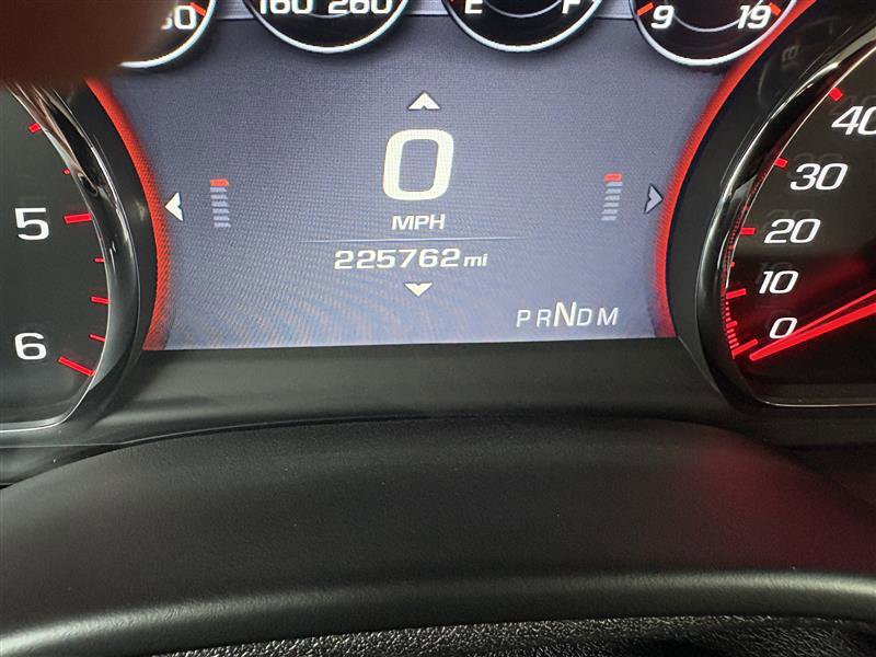 Used 2015 GMC Yukon Denali w/ Open Road Package image 29