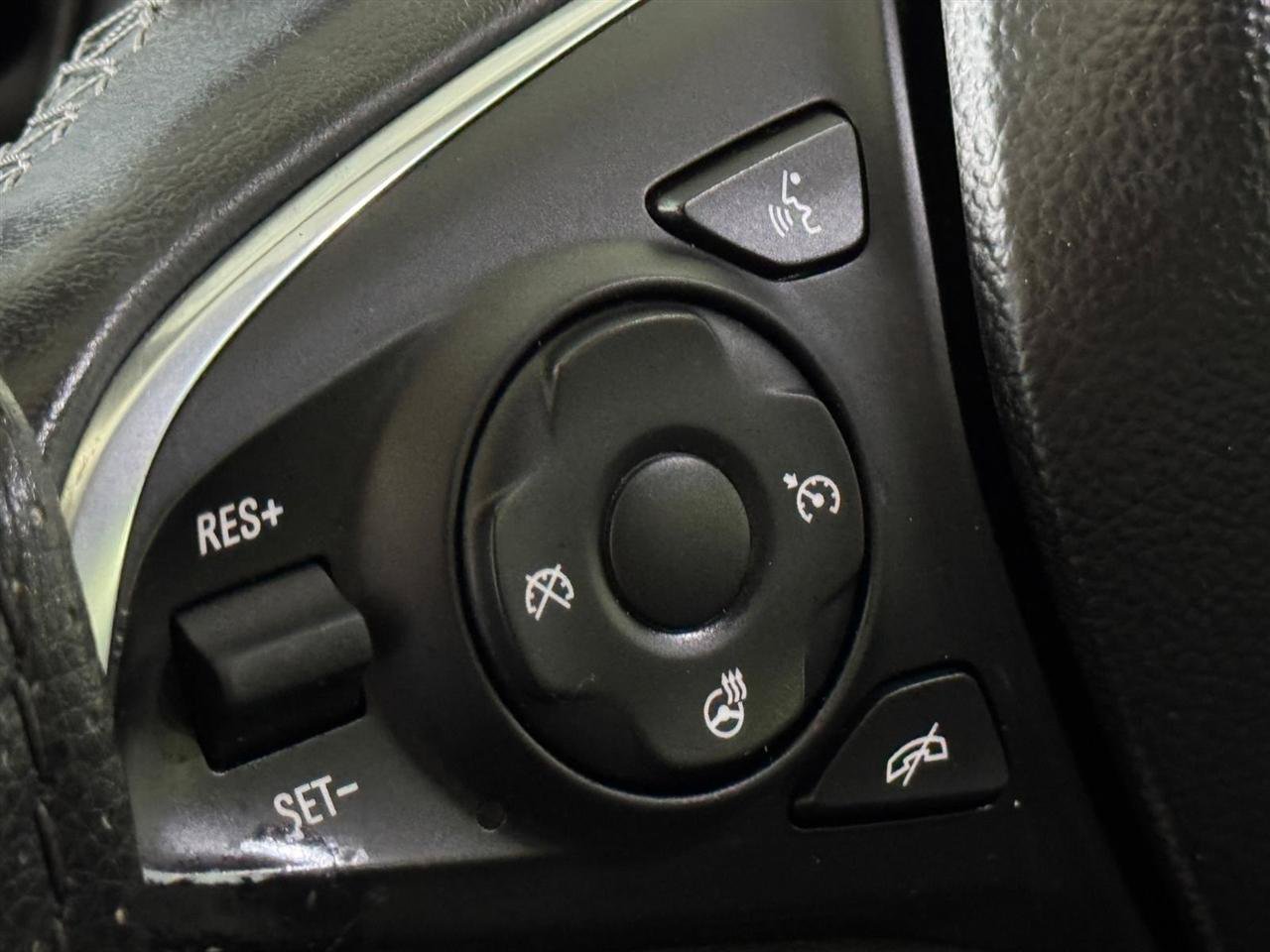 Used 2020 Buick Envision Essence AWD/4WD image 13