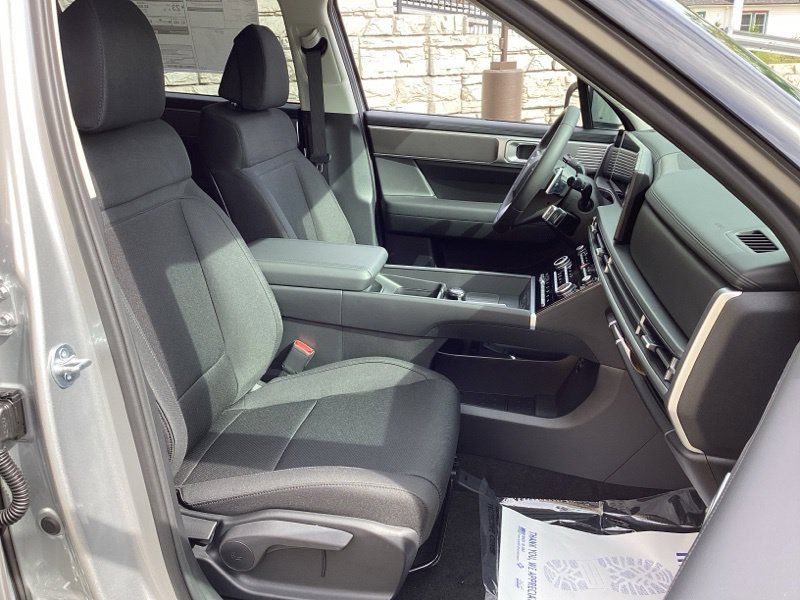 New 2027 Hyundai Santa Fe SE AWD/4WD image 11