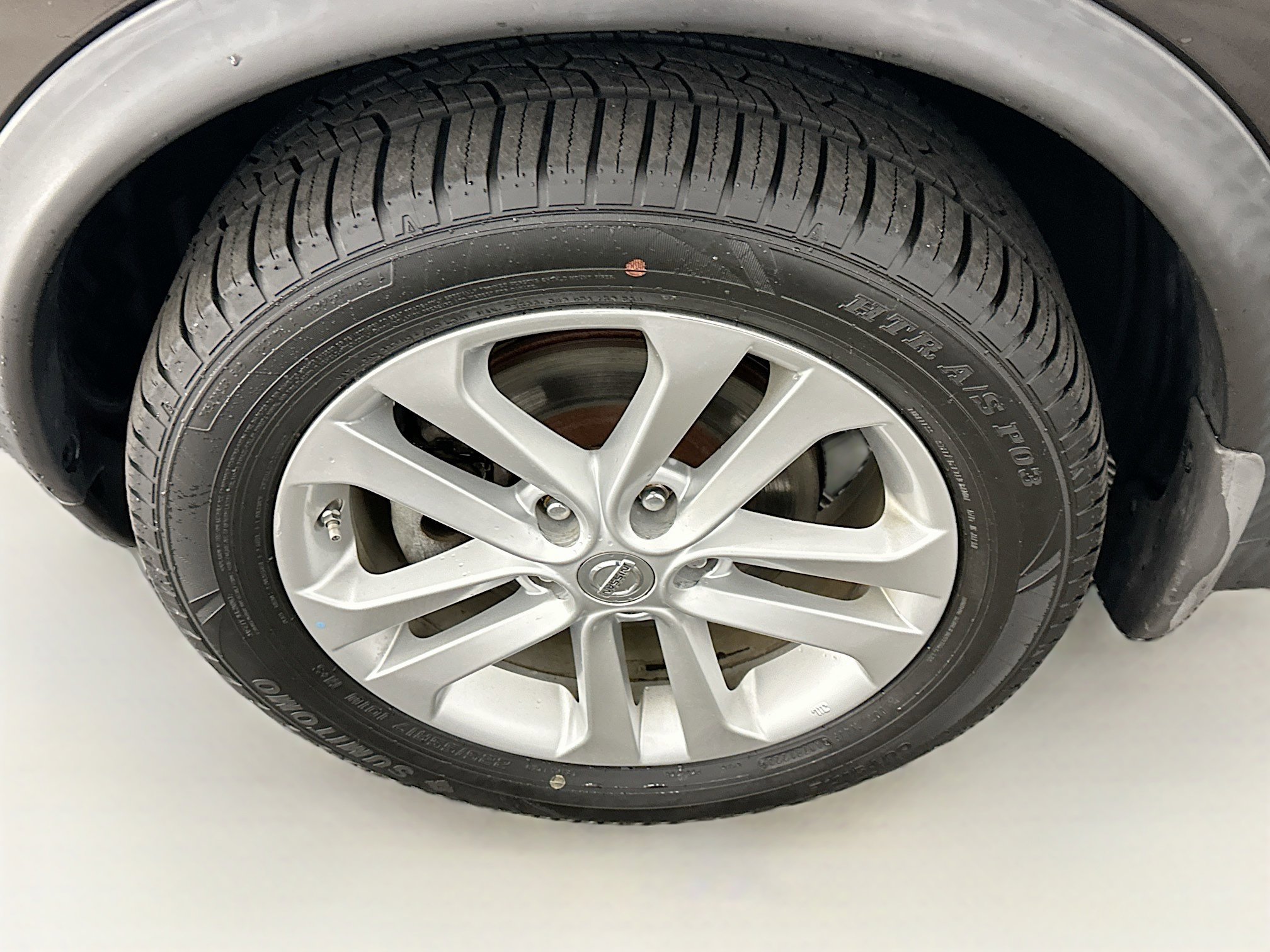 Used 2011 Nissan Juke SV AWD/4WD image 11