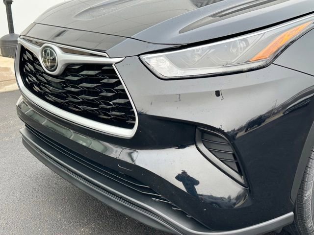 Used 2021 Toyota Highlander L image 8
