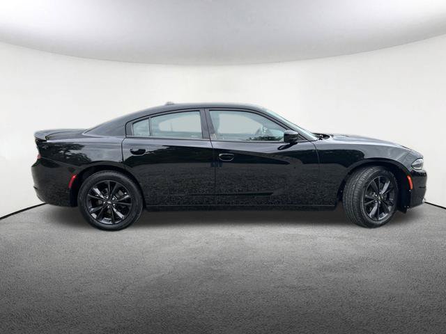 Used 2020 Dodge Charger SXT w/ Blacktop Package AWD/4WD image 14