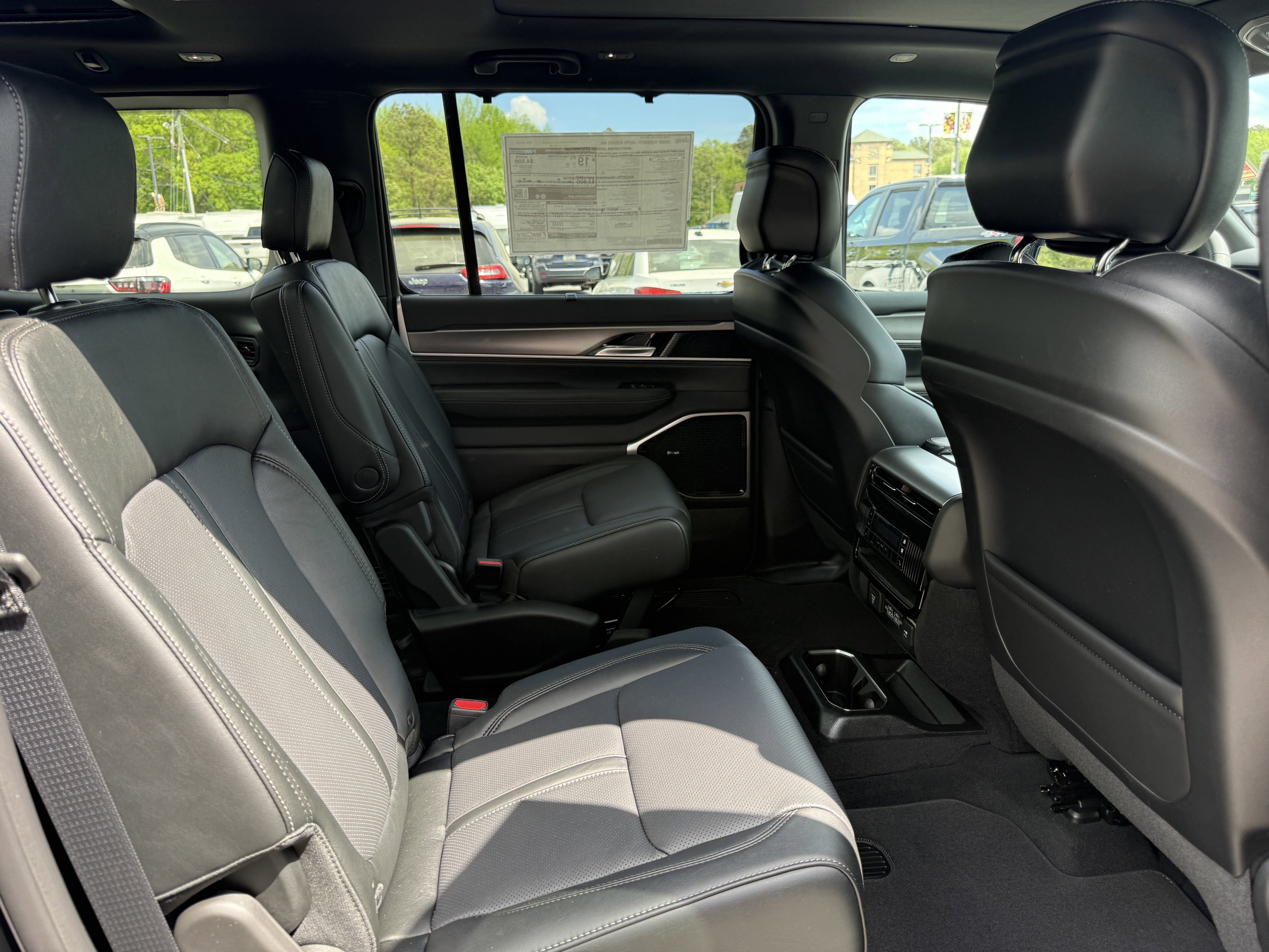 New 2026 Jeep Grand Wagoneer Limited AWD/4WD image 16