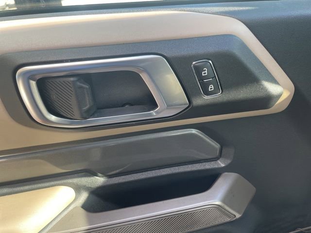 Used 2023 Ford Bronco Wildtrak image 22