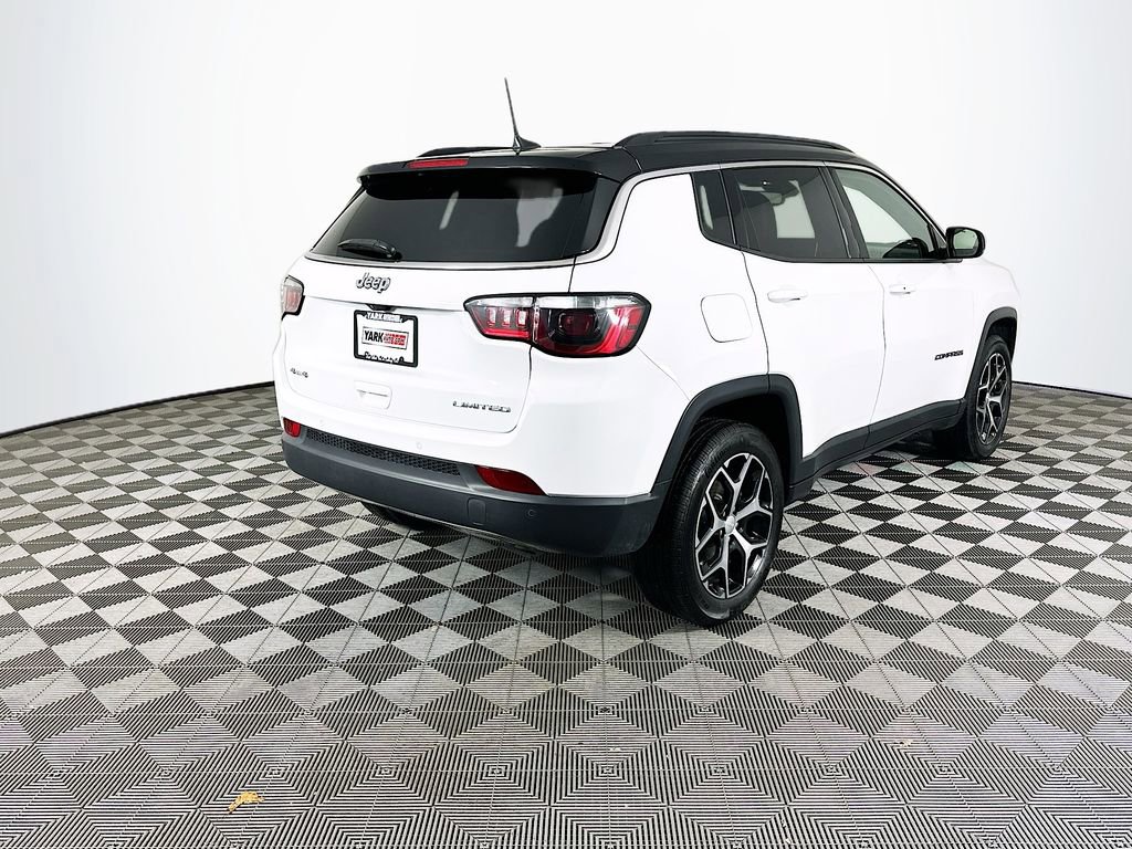 Certified 2024 Jeep Compass Limited AWD/4WD image 11