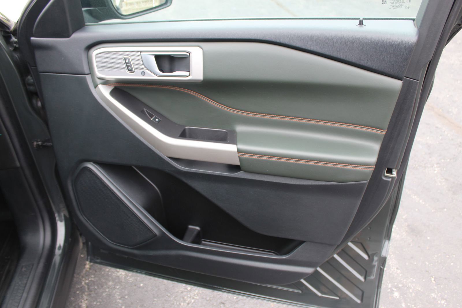 Used 2023 Ford Explorer Timberline w/ Timberline Technology Package AWD/4WD image 11
