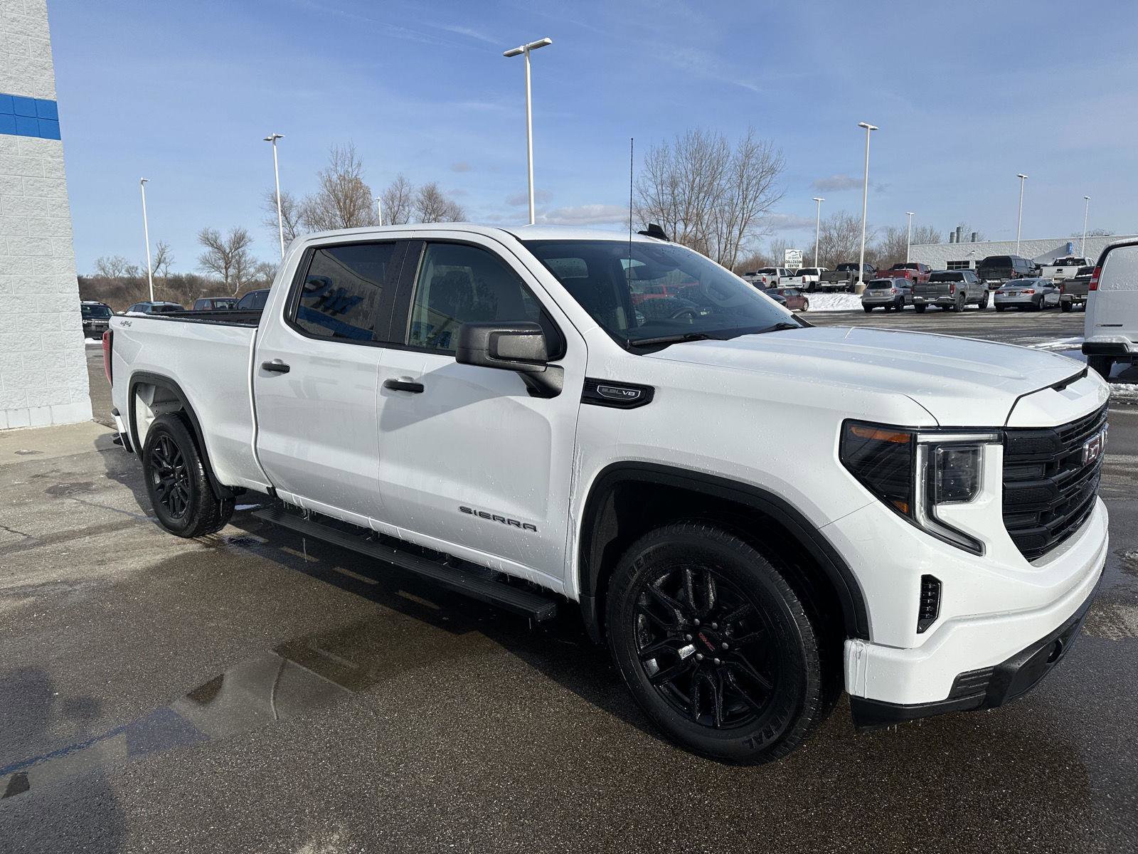 Used 2024 GMC Sierra 1500 Pro w/ Graphite Edition image 7