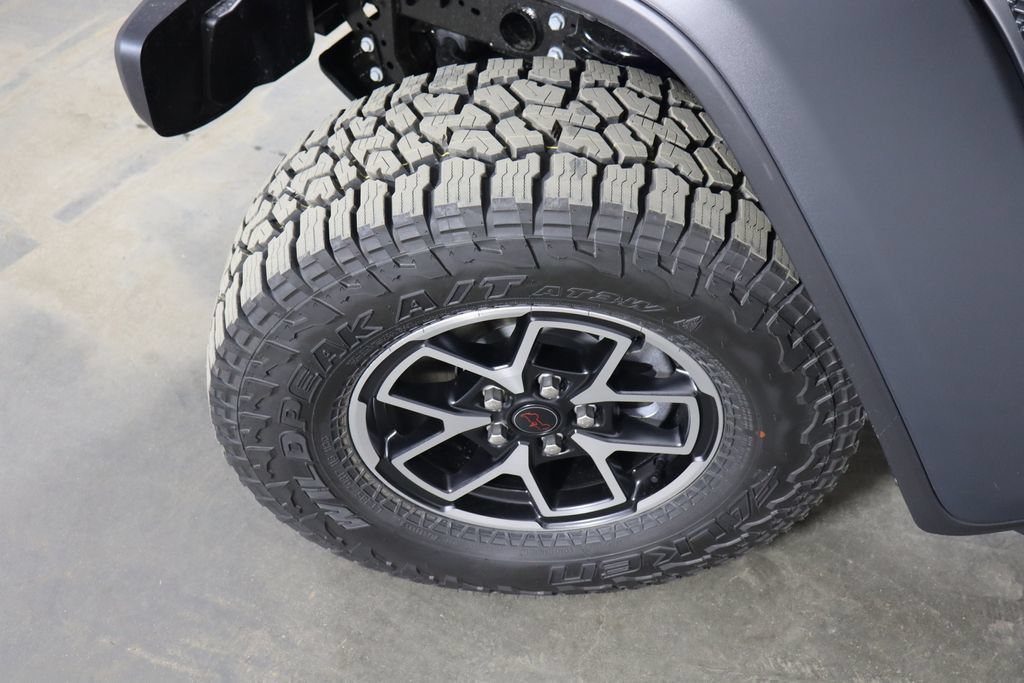 New 2026 Jeep Gladiator Rubicon w/ Steel Power Dome Hood Package AWD/4WD image 41