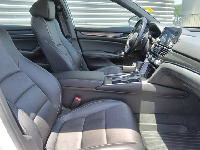 Used 2022 Honda Accord Sport image 30