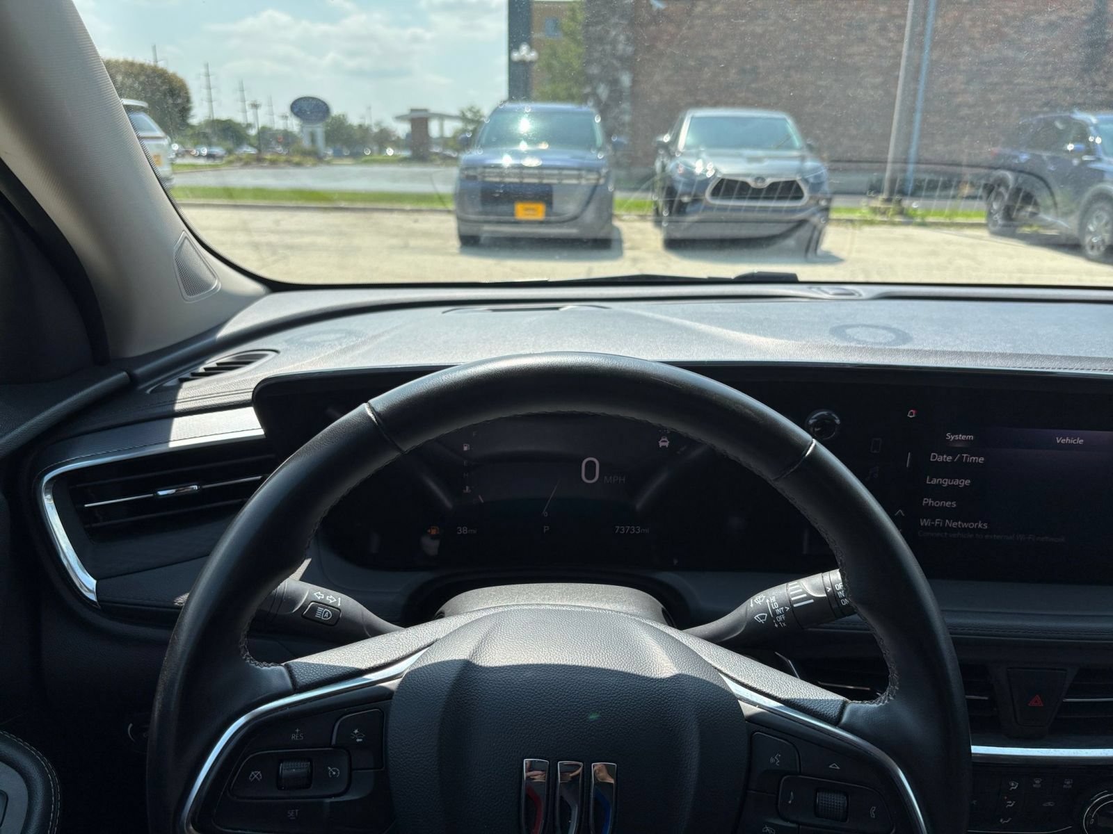 Used 2024 Buick Encore GX Sport Touring FWD image 31