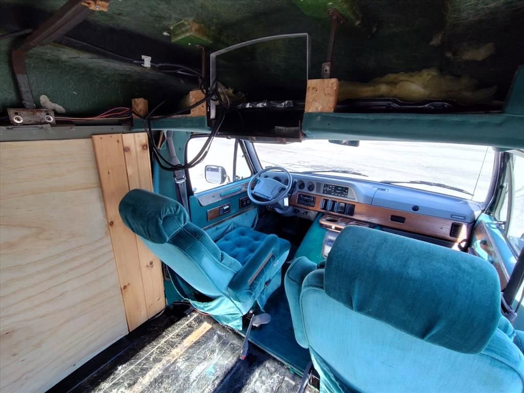 Used 1994 Dodge B2500 image 16