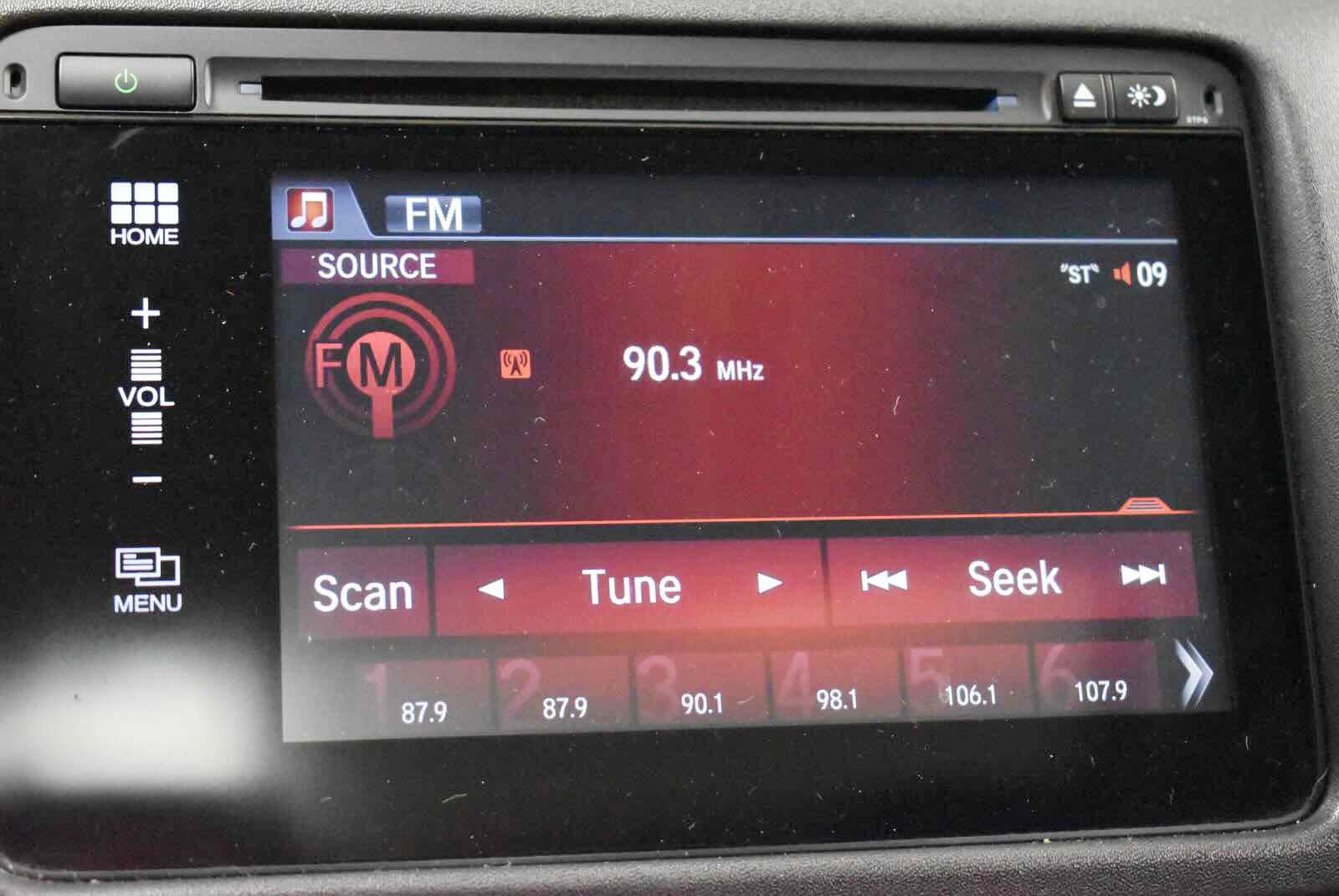 Used 2018 Honda HR-V EX image 19