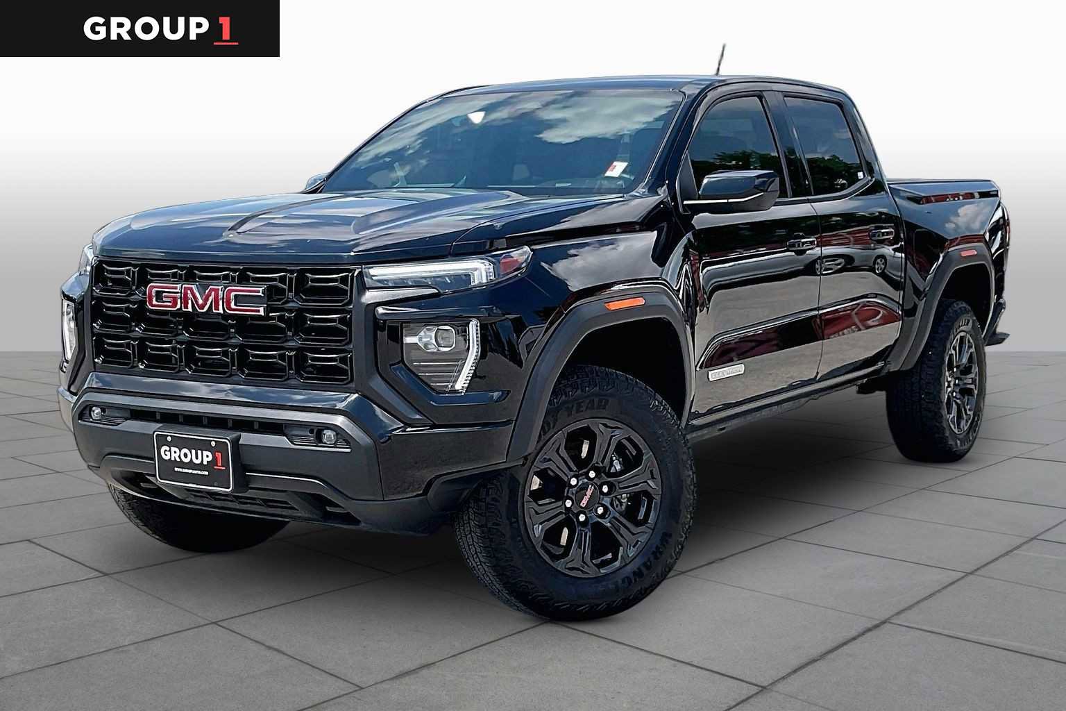 Used 2025 GMC Canyon Elevation w/ Convenience Package RWD image 1
