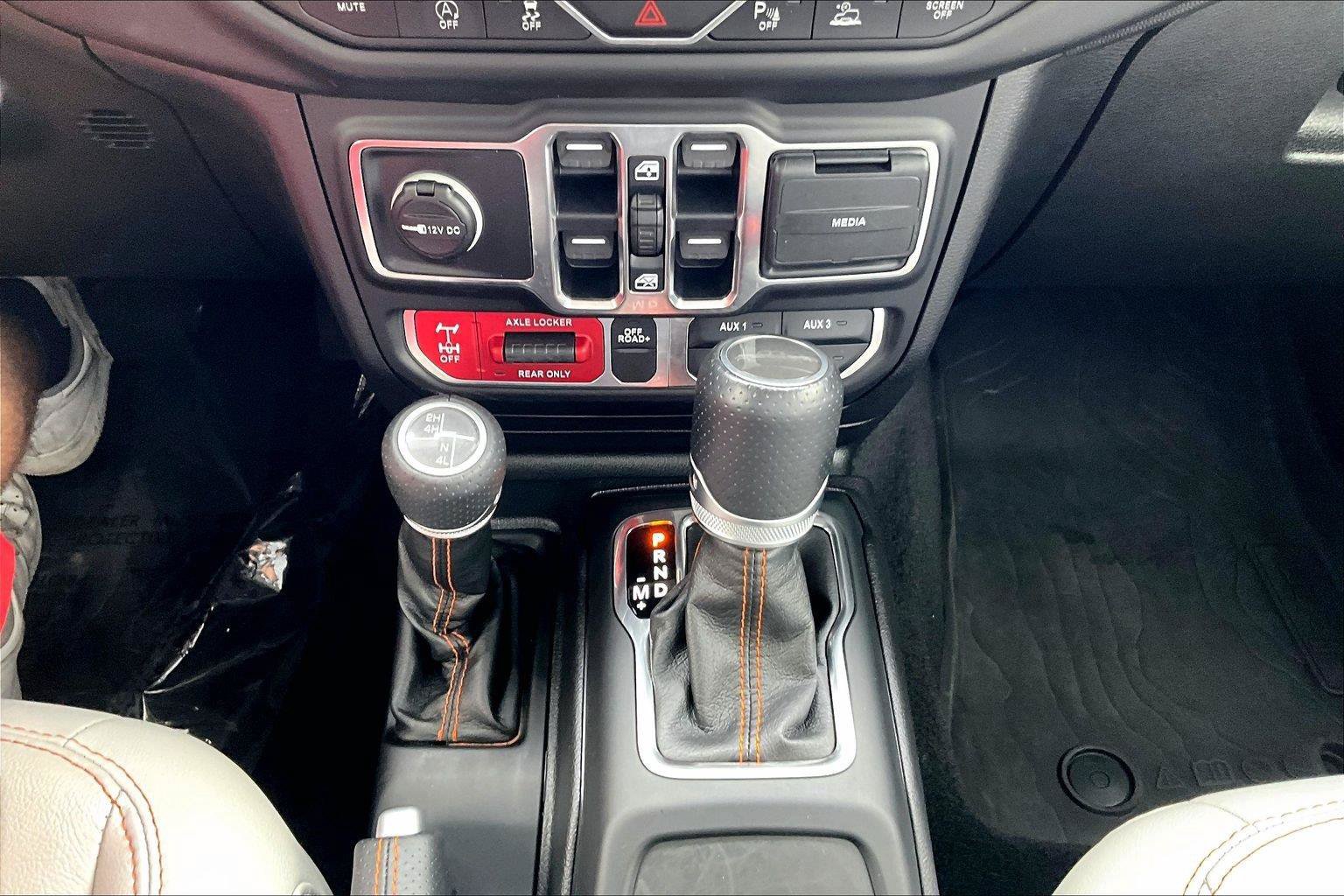 Used 2021 Jeep Gladiator Mojave w/ LED Lighting Group AWD/4WD image 34
