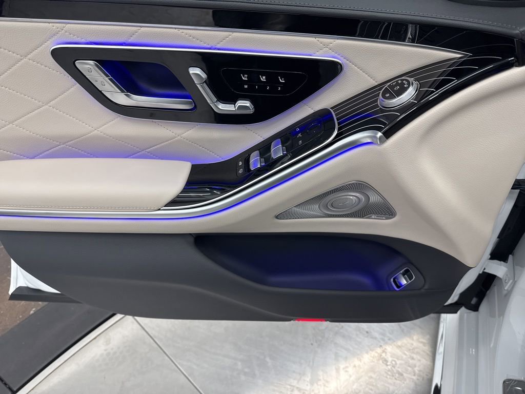 New 2026 Mercedes-Benz S 580 4MATIC Sedan image 17