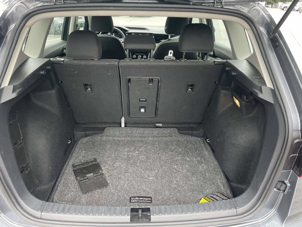 Certified 2023 Volkswagen Taos S FWD image 13