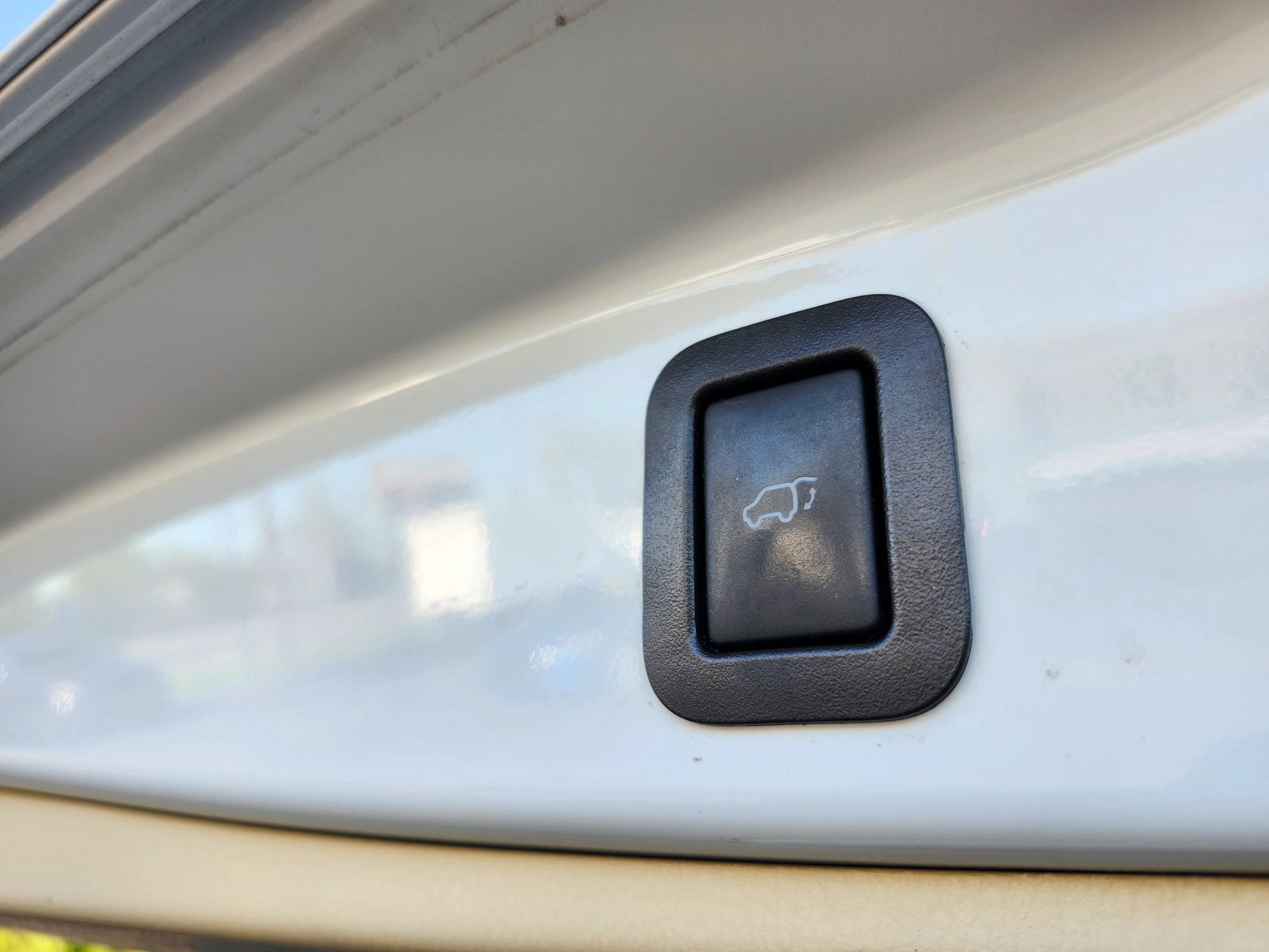 Used 2019 Toyota Highlander XLE AWD/4WD image 34