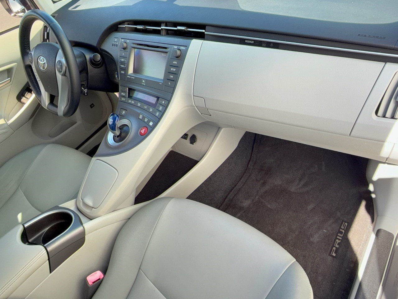 Used 2013 Toyota Prius Four FWD image 31