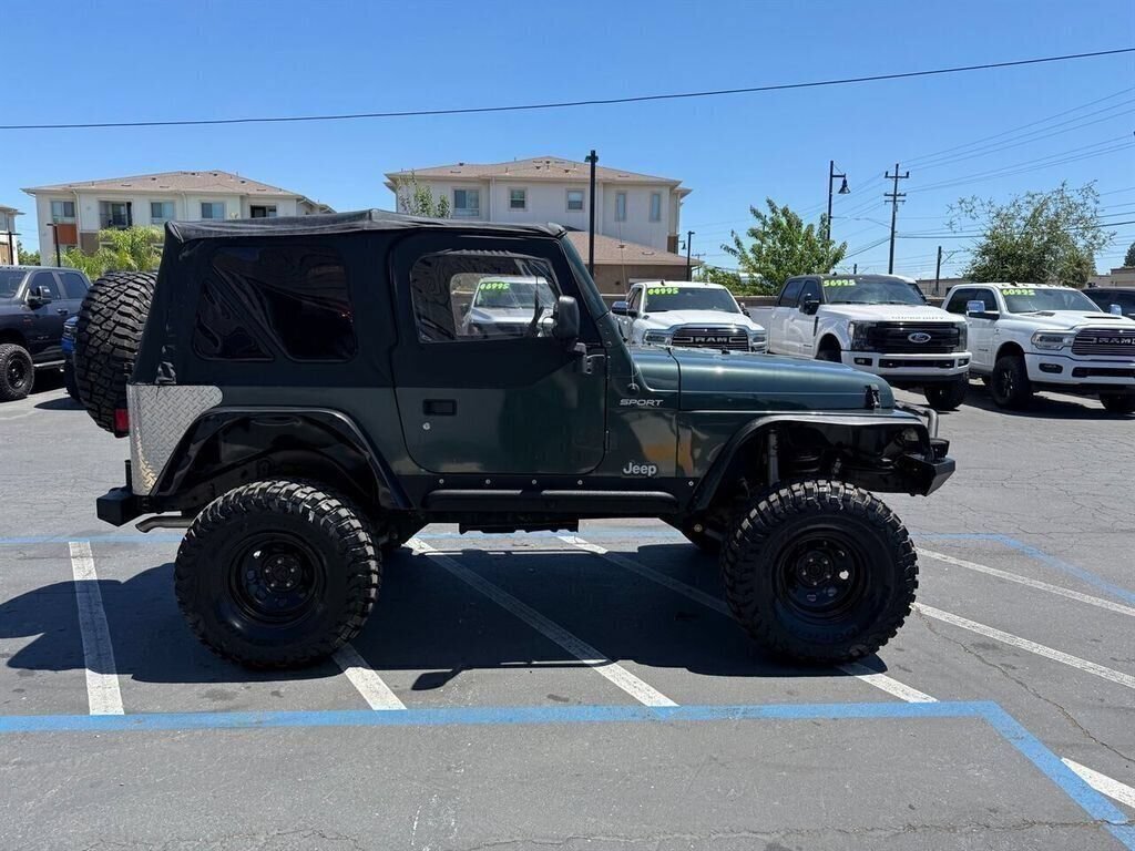 Used 2004 Jeep Wrangler 4WD w/ 30" Tire & Wheel Group image 4
