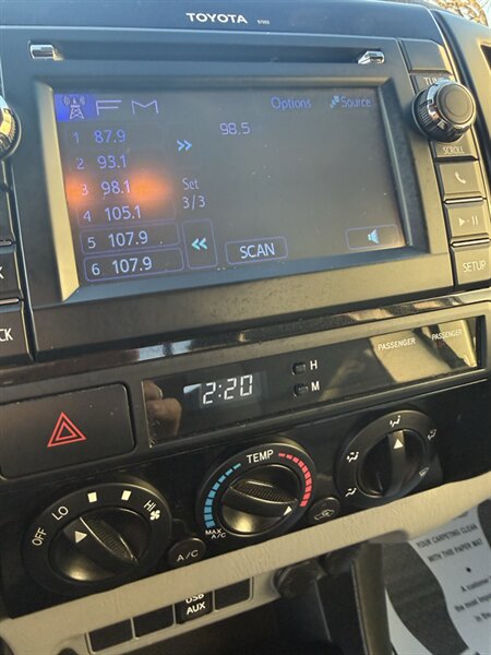 Used 2013 Toyota Tacoma 4x4 Access Cab V6 image 25
