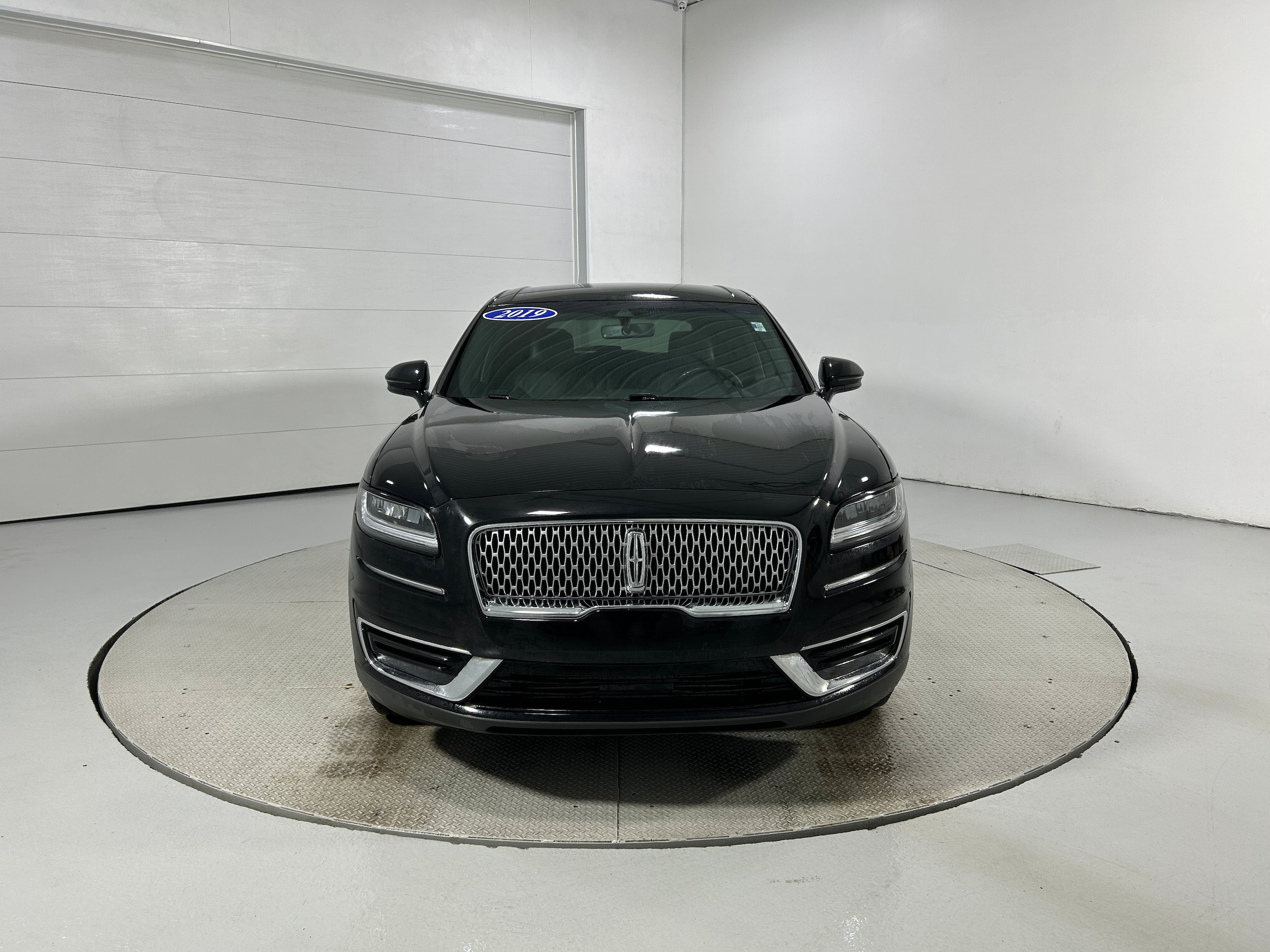 Used 2019 Lincoln Nautilus Select AWD/4WD image 12
