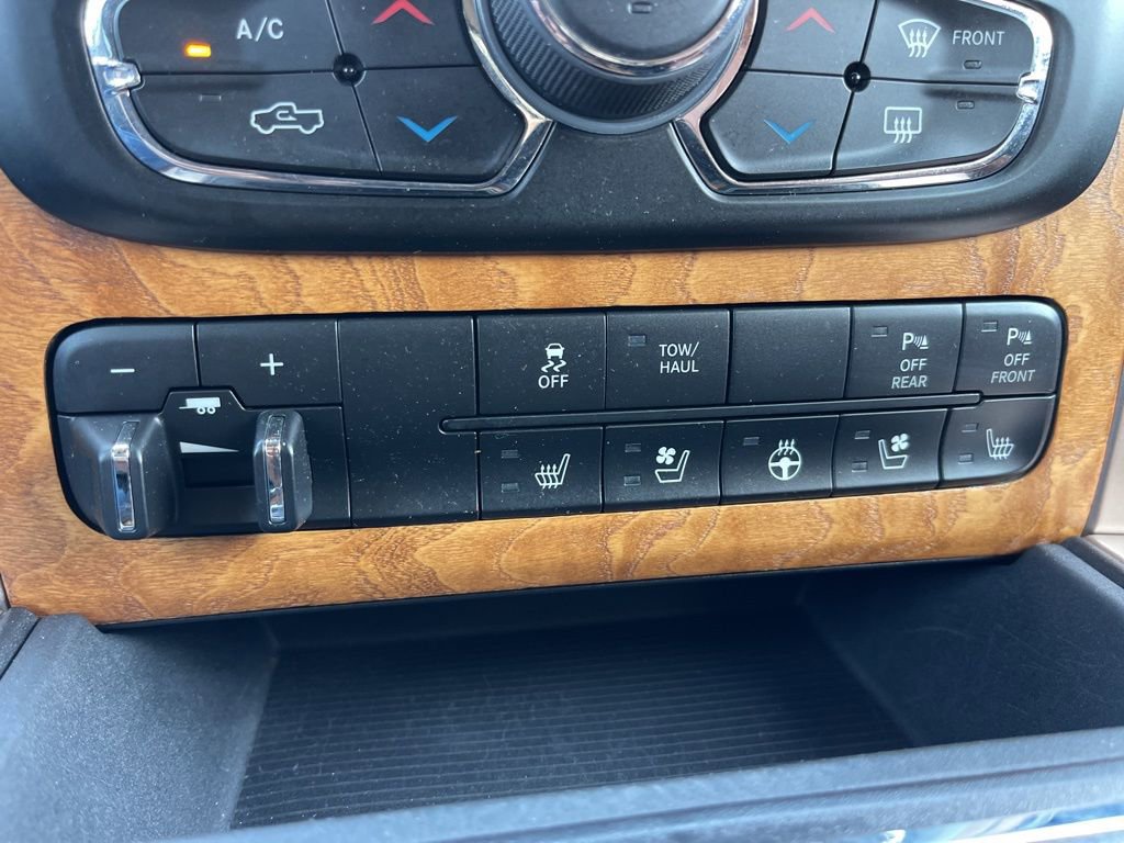 Used 2017 RAM 1500 Laramie Longhorn image 13